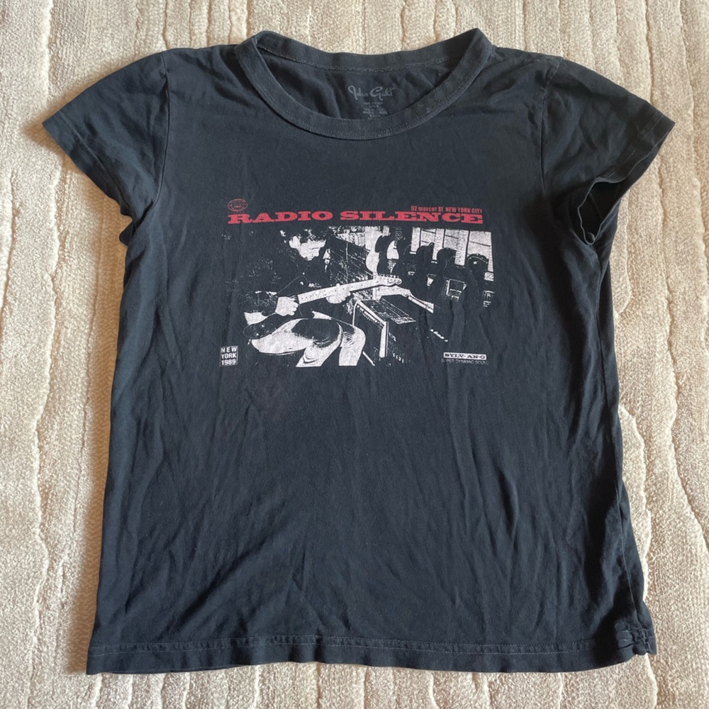 Brandy Melville tshirt